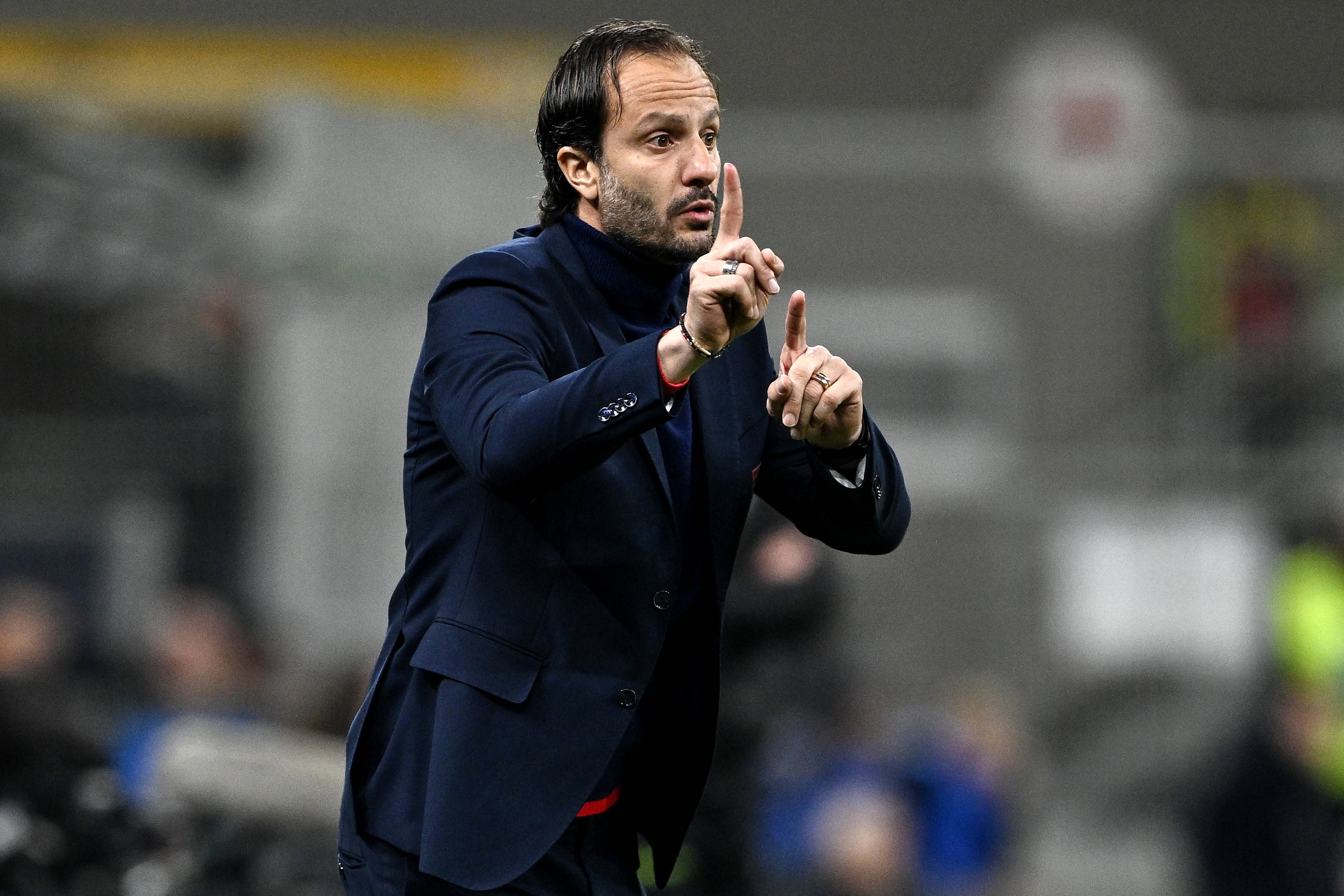 世界杯高清播放平台-绝平球太激动！比萨主帅吉拉迪诺：庆祝球员进球时我扭伤了脚踝